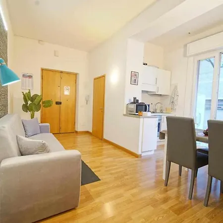 Destiny 4 Borgo Venezia Apartment *