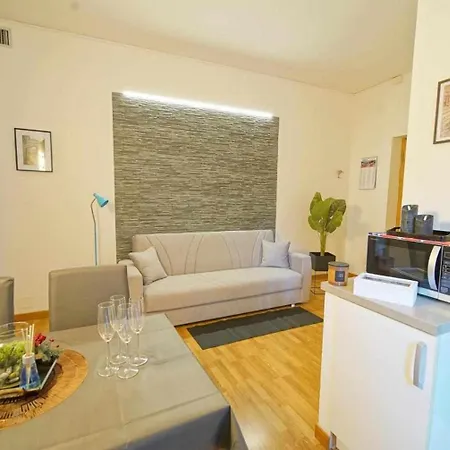Apartment Destiny 4 Borgo Venezia